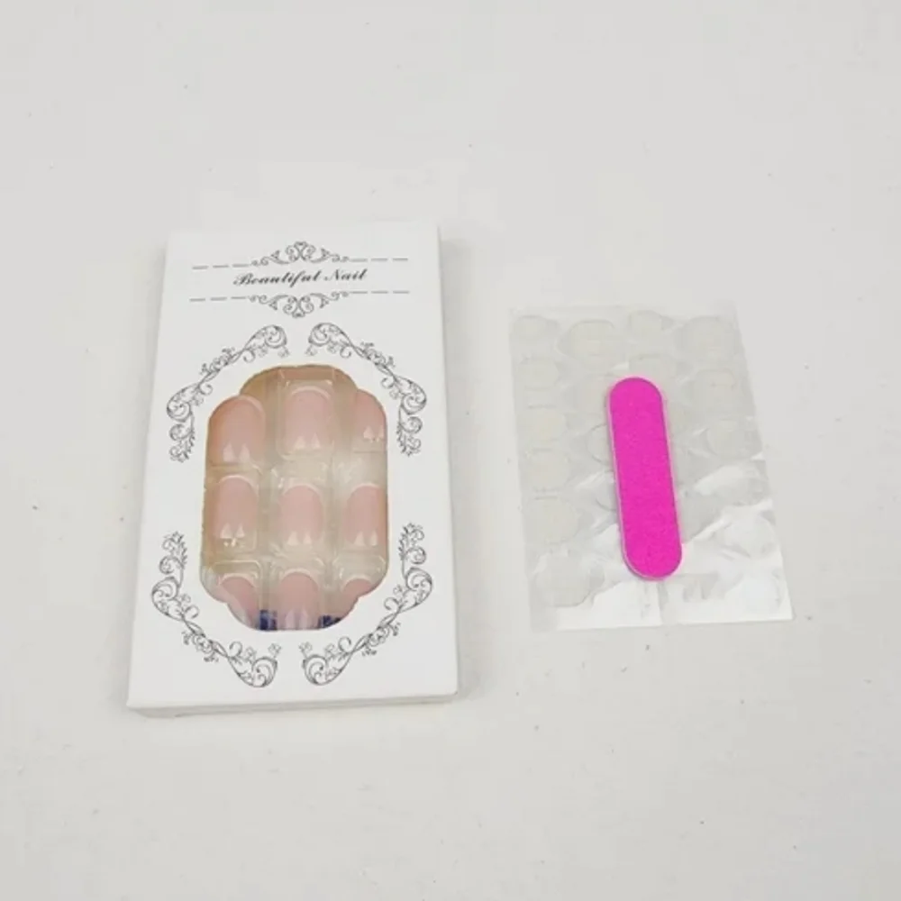 24 Pieces Fake Press On Nails